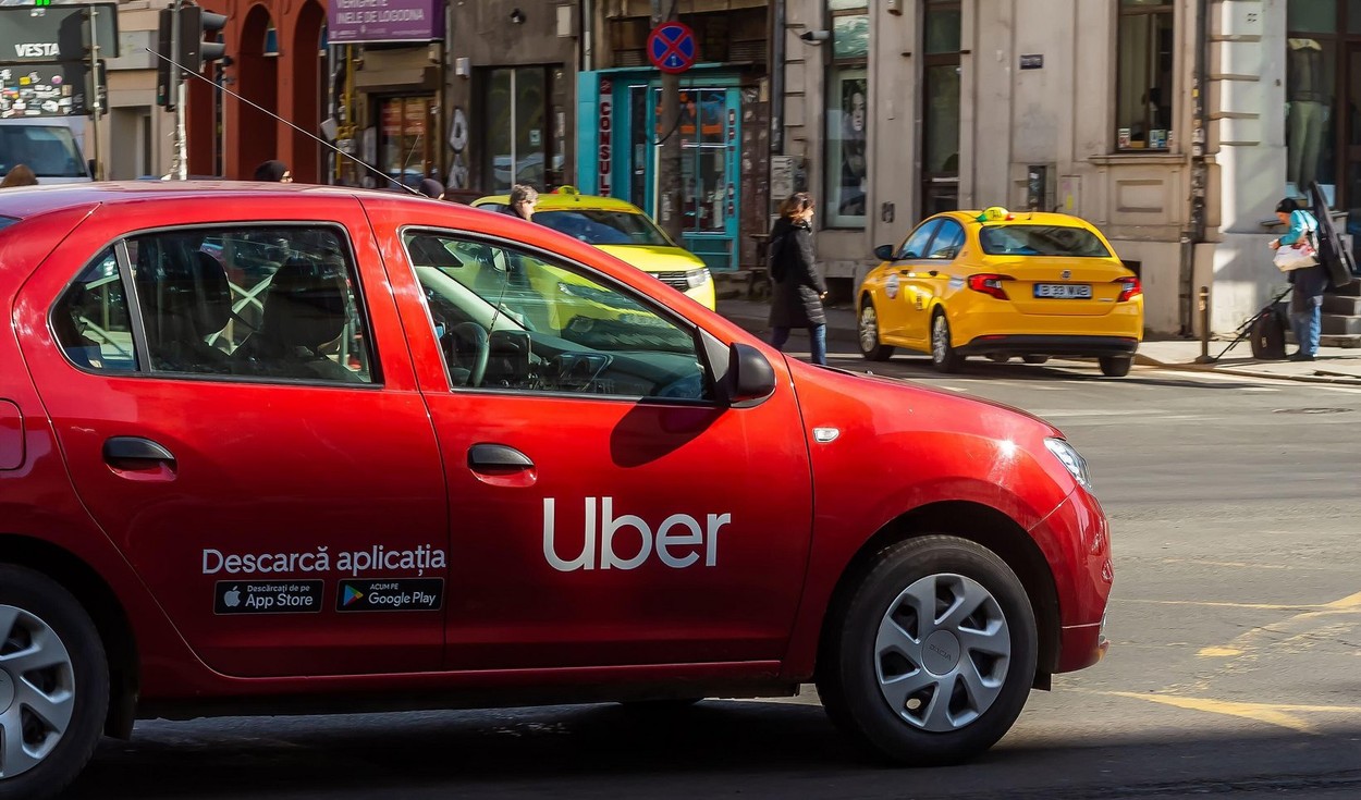 Pregătește-te să fii verificat digital dacă porți mască atunci când te vei urca în Uber