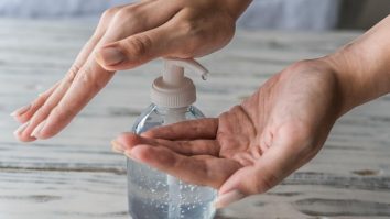 Farmec, compania românească de cosmetice a primit avizul și va scoate pe piață dezinfectanți