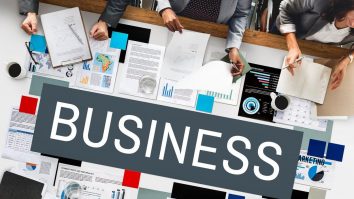 Secretul pentru a depăşi crizele e să ai afaceri în domenii diversificate