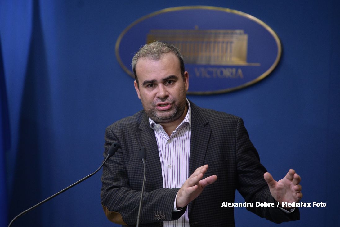 Vâlcov nu mai e urmărit penal pentru că a publicat protocolul Parchet-SRI