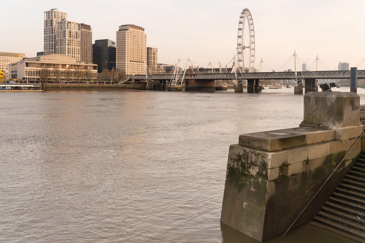 Germania și regiuni ale Marii Britanii intră astăzi în lockdown