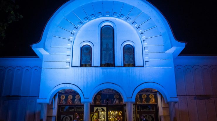 Românii se vor ruga în aer liber. Orban: „Oricum vine vara”