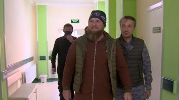 Ramzan Kadîrov, transportat cu avionul la un spital din Moscova. Ar putea avea coronavirus