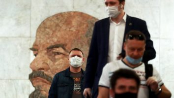 Moscova așteaptă vaccinul