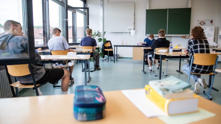 Simulare. Cum se va desfăşura Bacalaureatul în vremea coronavirusului