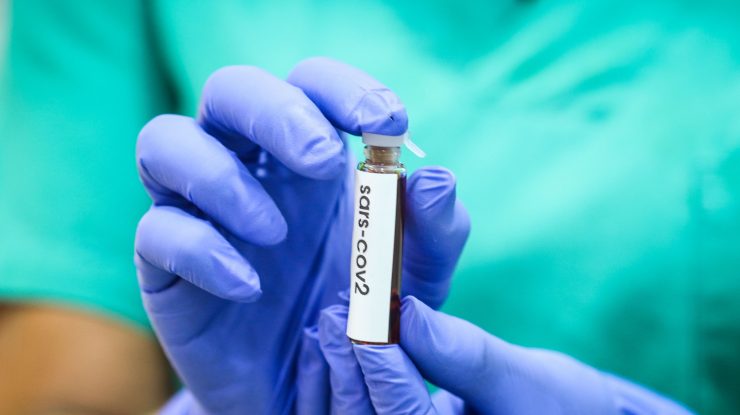 Profesor în sănătate publică: „Vaccinul nu poate infecta, pentru că nu conţine virusul”