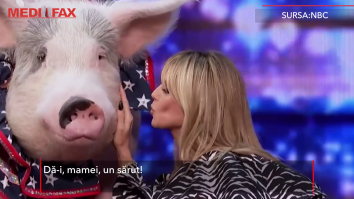 VIDEO Heidi Klum sărută un porc la America's Got Talent. „Când săruți un porc, ai noroc”