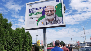 Bisexualitatea nu are vârstă: O campania cu vârstnici creează controverse în Bucureşti