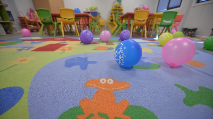 Luni se redeschid grădinițele, creșele și after-school-urile, inclusiv cele de stat