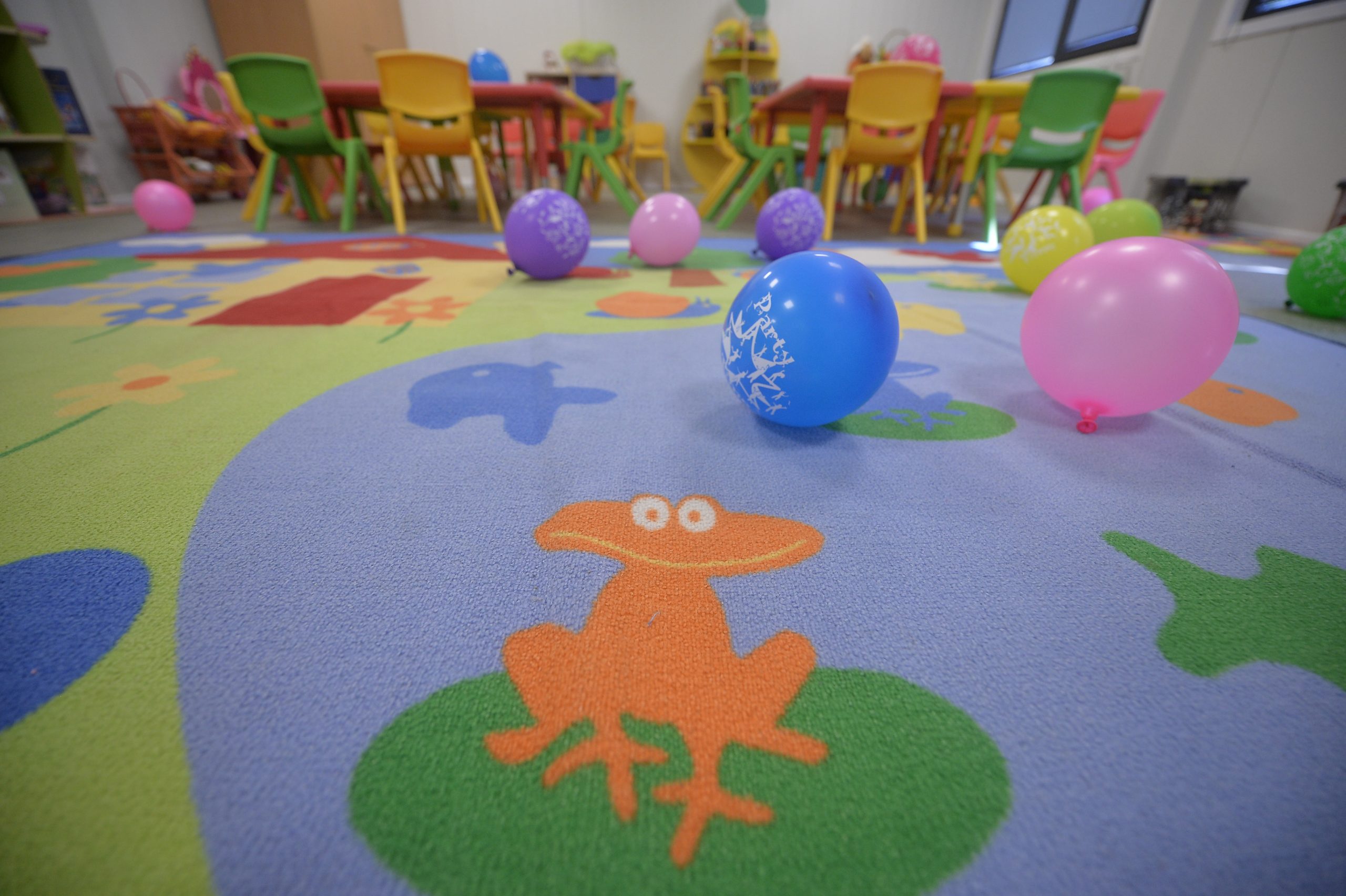 Luni se redeschid grădinițele, creșele și after-school-urile, inclusiv cele de stat