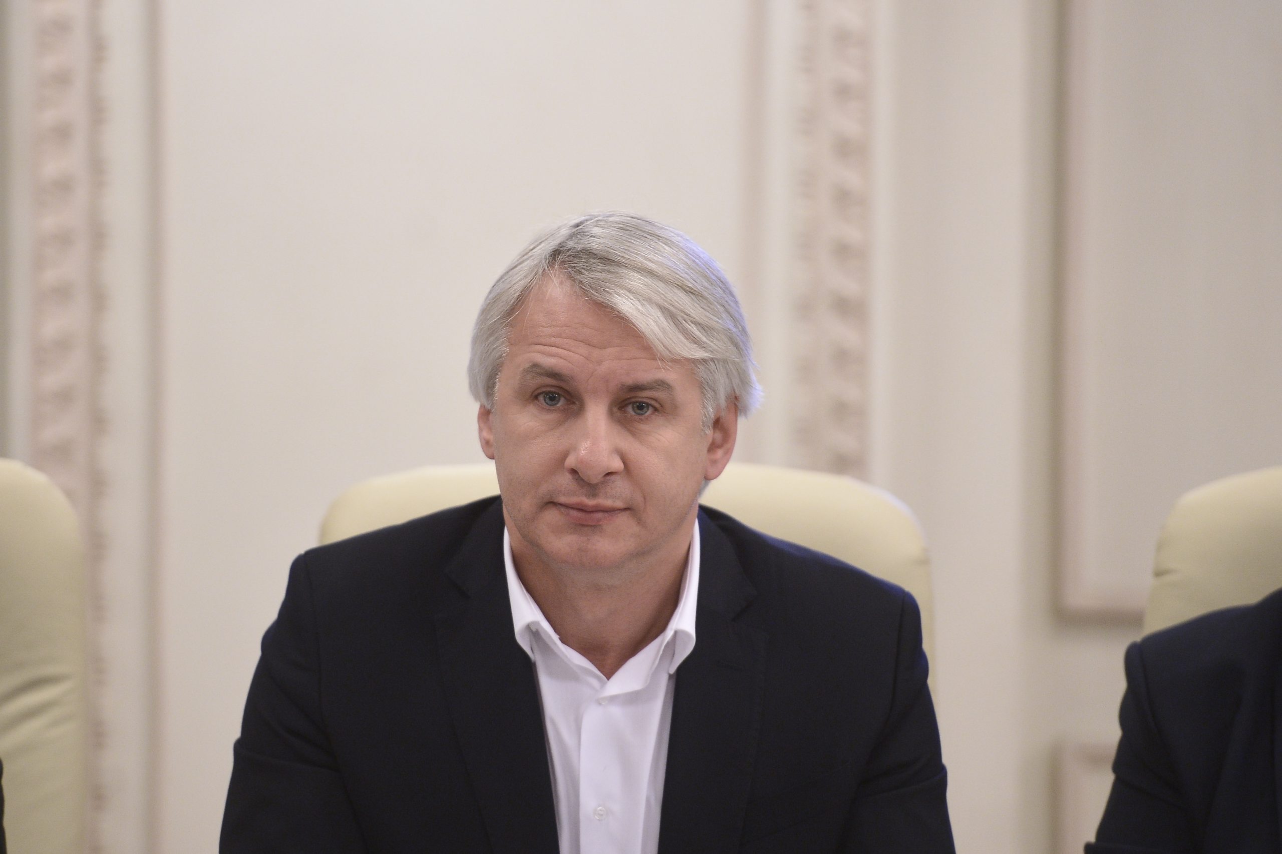 Eugen Teodorovici a mers la DNA pentru a afla de ce a fost filat. Procurorii au precizat că fostul ministru nu este inculpat