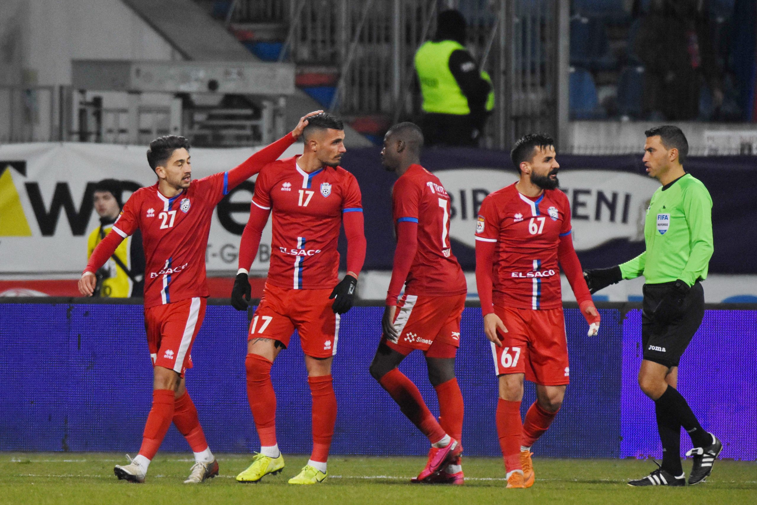 Medicul echipei FC Botoşani, confirmat cu Covid-19: „Sper că nu am dat la nimeni” / Craiova – Botosani, anulat