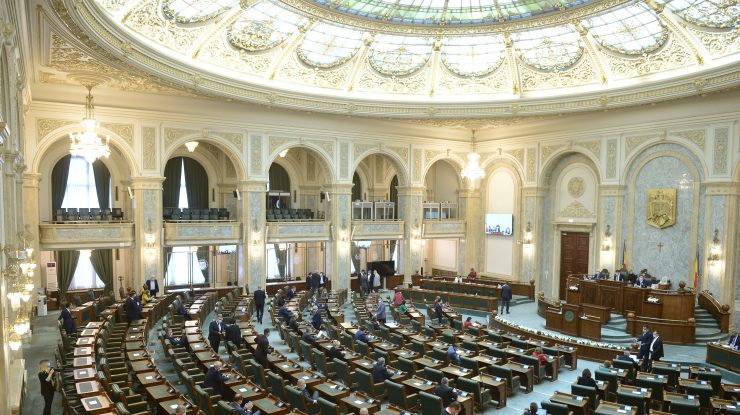 După impozitarea pensiilor speciale, desfiinţarea pensiilor parlamentarilor va fi discutată azi în Parlament