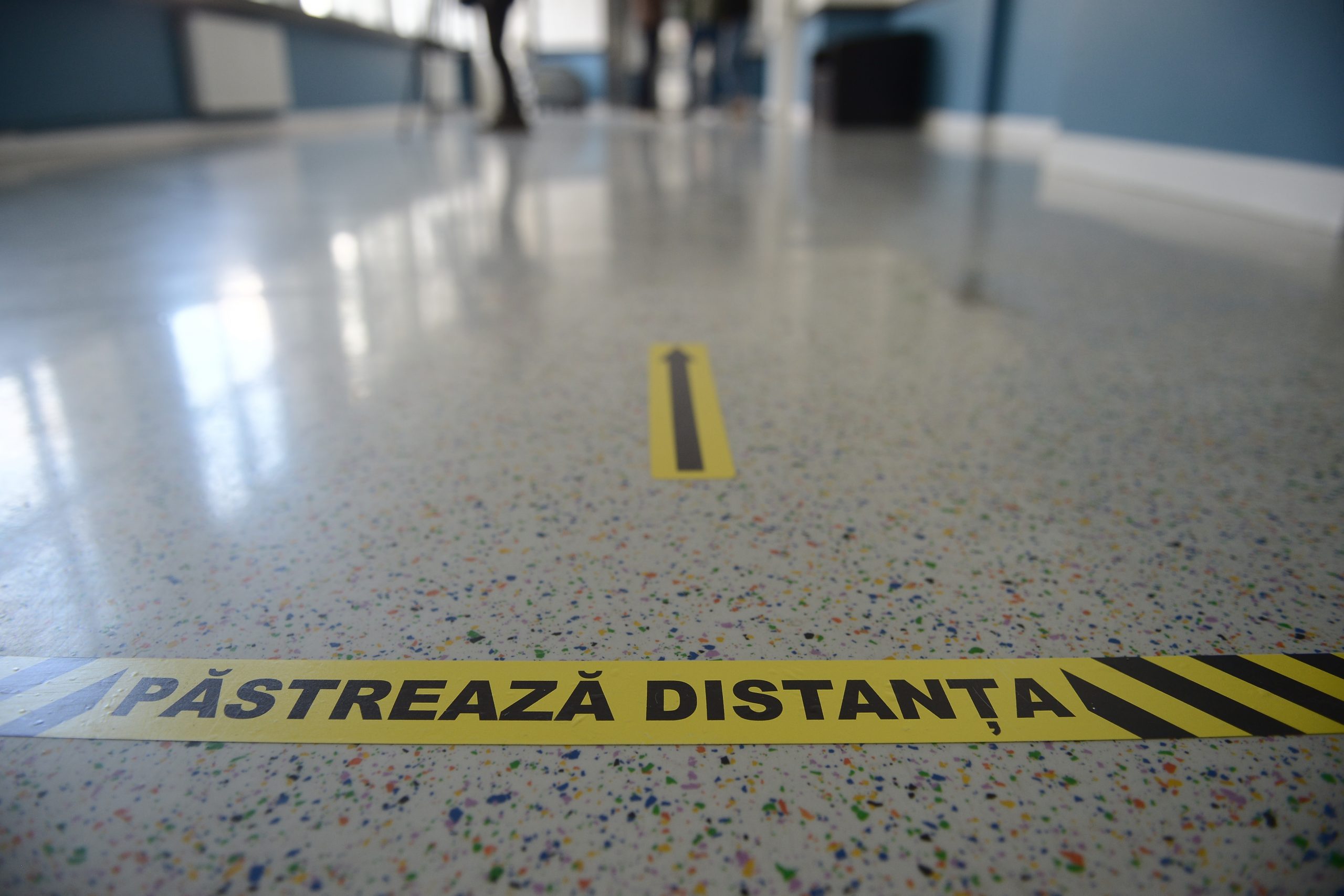 Anunț îngrijorător după cazul elevului infectat cu Covid-19 la Iași: Nu se respectă niciun fel de reguli de distanțare