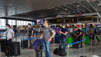 Paris, Roma şi Milano te aşteaptă. Un zbor te costă cu 10% mai puţin faţă de anul trecut