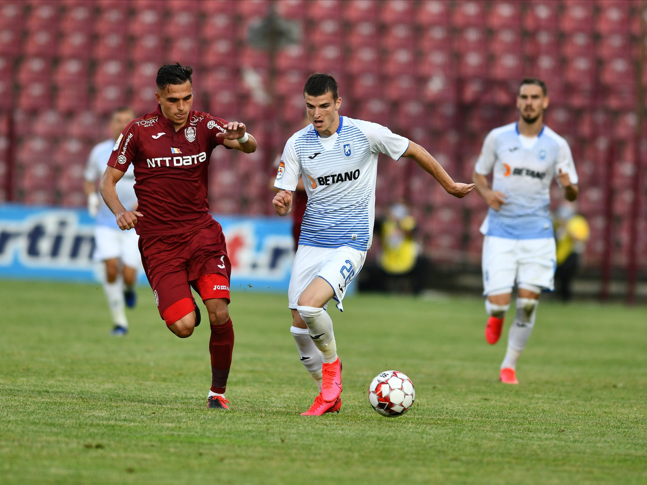 Craiova vrea titlul în Liga 1. Cârțu: „Ar fi bine să o imităm pe Liverpool. Ne vom bucura în stilul nostru, al oltenilor”