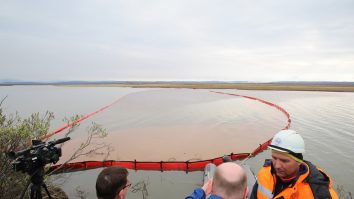 Dezastru ecologic în Norilsk. Putin a declarat stare de urgență după ce 20.000 de tone de petrol s-au scurs în raul Ambarnaya