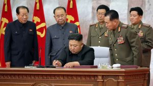 Dictatorul Coreei de Nord îi obligă pe bogați să scoată țara din criză. Cum sunt pedepsiți cei care refuză