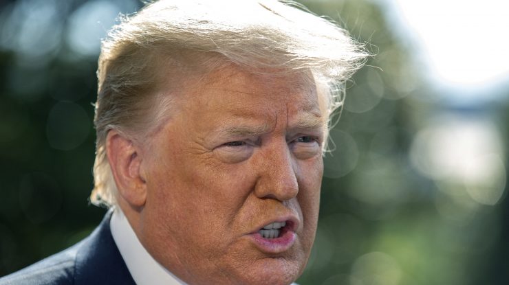 Postările lui Donald Trump, ascunse de Twitter. Care este motivul