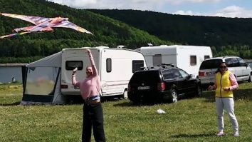 Fără grija cazării. Cum să mergi la munte şi la mare, având libertate totală de mişcare