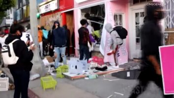 Protestele violente din SUA, prin ochii unui român stabilit acolo: „Stau în casă de frică să nu mă aresteze”