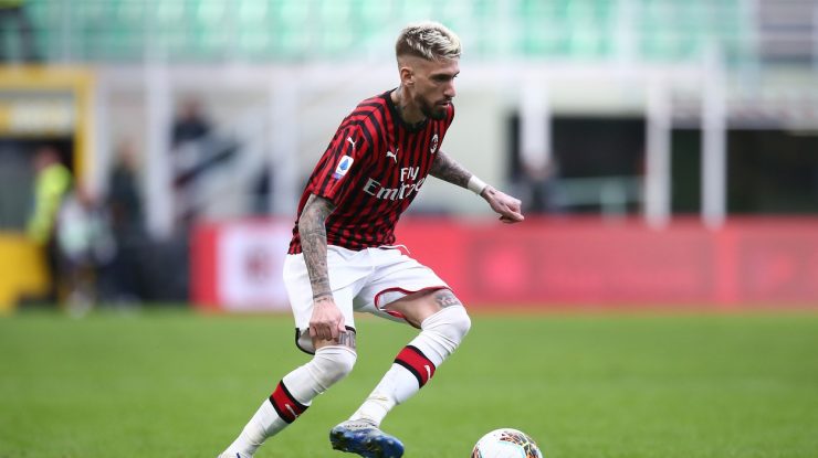 Un jucător de la AC Milan a fost jefuit în propria mașină. „Mi-au pus pistolul la tâmplă”