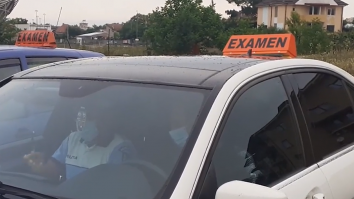 Mai puțini candidați pentru examenul auto. Măsurile anti-coronavirus o fac pe poliţista Valentina mai „îngăduitoare“