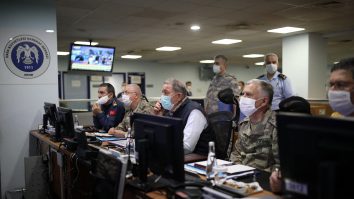 Avioane militare turce au atacat, luni, 81 de poziții ale Partidului Muncitorilor din Kurdistan (PKK), considerat organizație teroristă