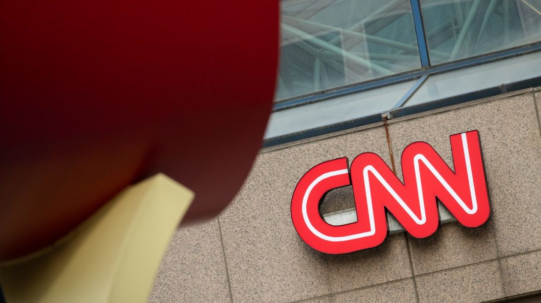 Aniversăm 40 de ani de CNN. Cum a luat naștere cel mai cunoscut post de televiziune din lume