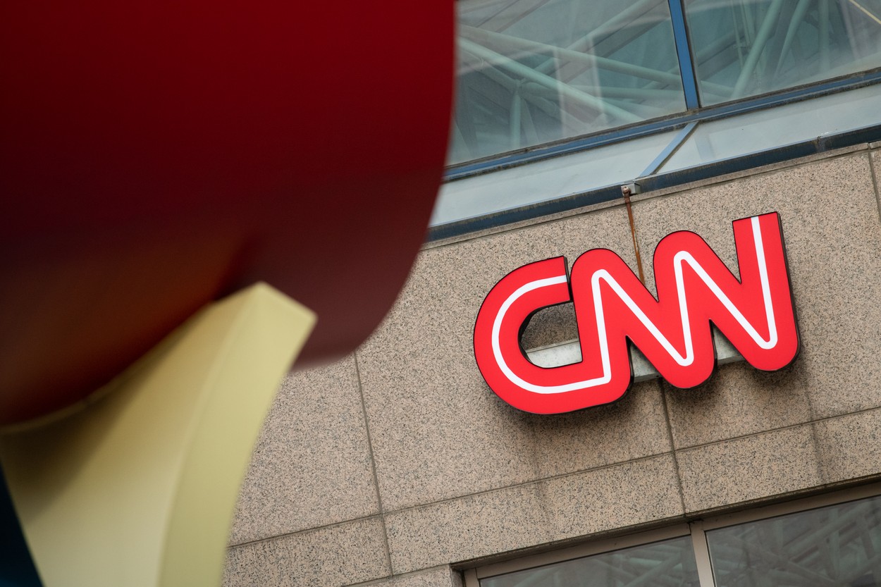 Aniversăm 40 de ani de CNN. Cum a luat naștere cel mai cunoscut post de televiziune din lume