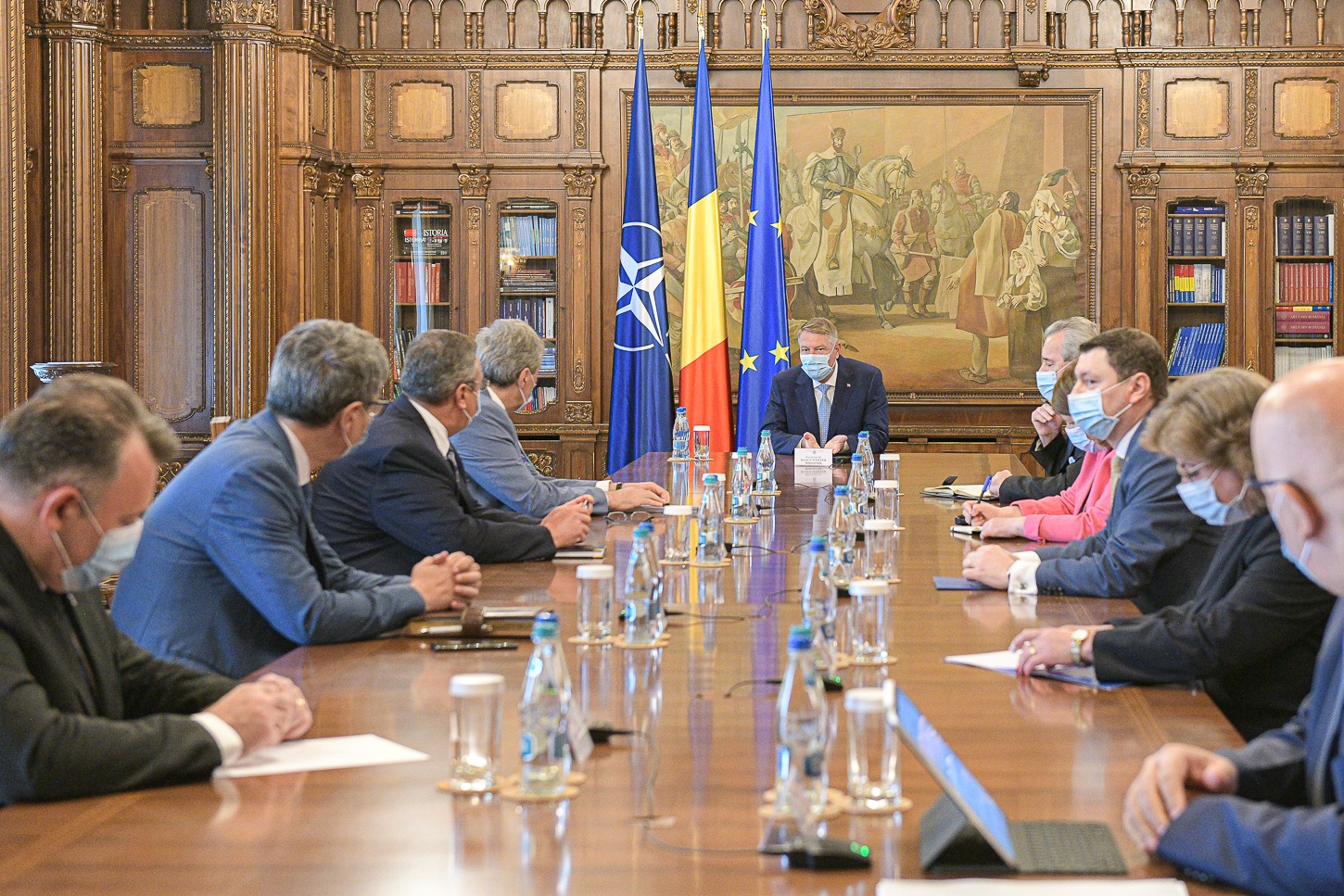 Ședintă la Cotroceni. Se prelungește starea de alertă? Iohannis discută cu miniștrii cabinetului Orban despre măsurile din 15 iunie