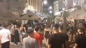 Cheful de distracție este mai presus decât teama de Covid-19