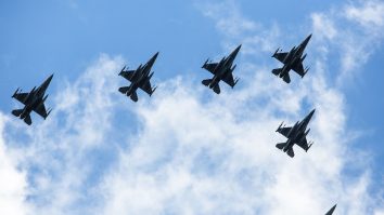 Inteligența artificială ar putea fi utilizată în operațiunile militare. „Să învățăm să construim un sistem diferit.”