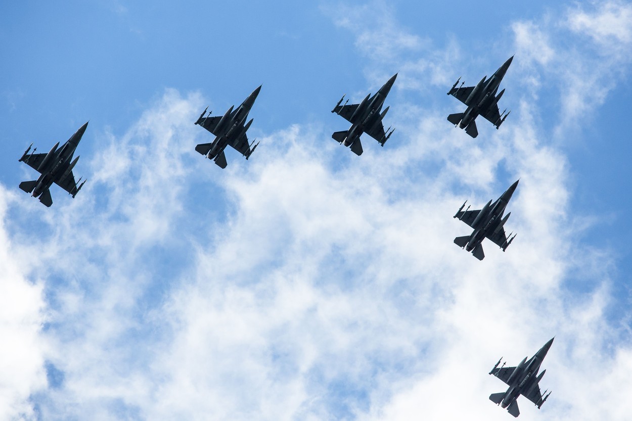 Inteligența artificială ar putea fi utilizată în operațiunile militare. „Să învățăm să construim un sistem diferit.”