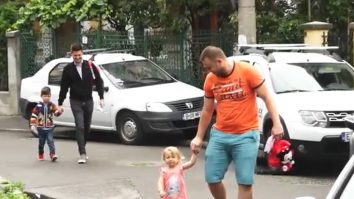 Mersul la grădiniță, după trei luni de izolare: copilul tău s-ar putea simți „abandonat“. Ce să faci