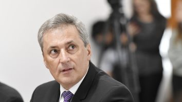 Reacția lui Marcel Vela în cazul vloggerului „Colo”: „Trag un mare semnal de alarmă pentru părinţi“