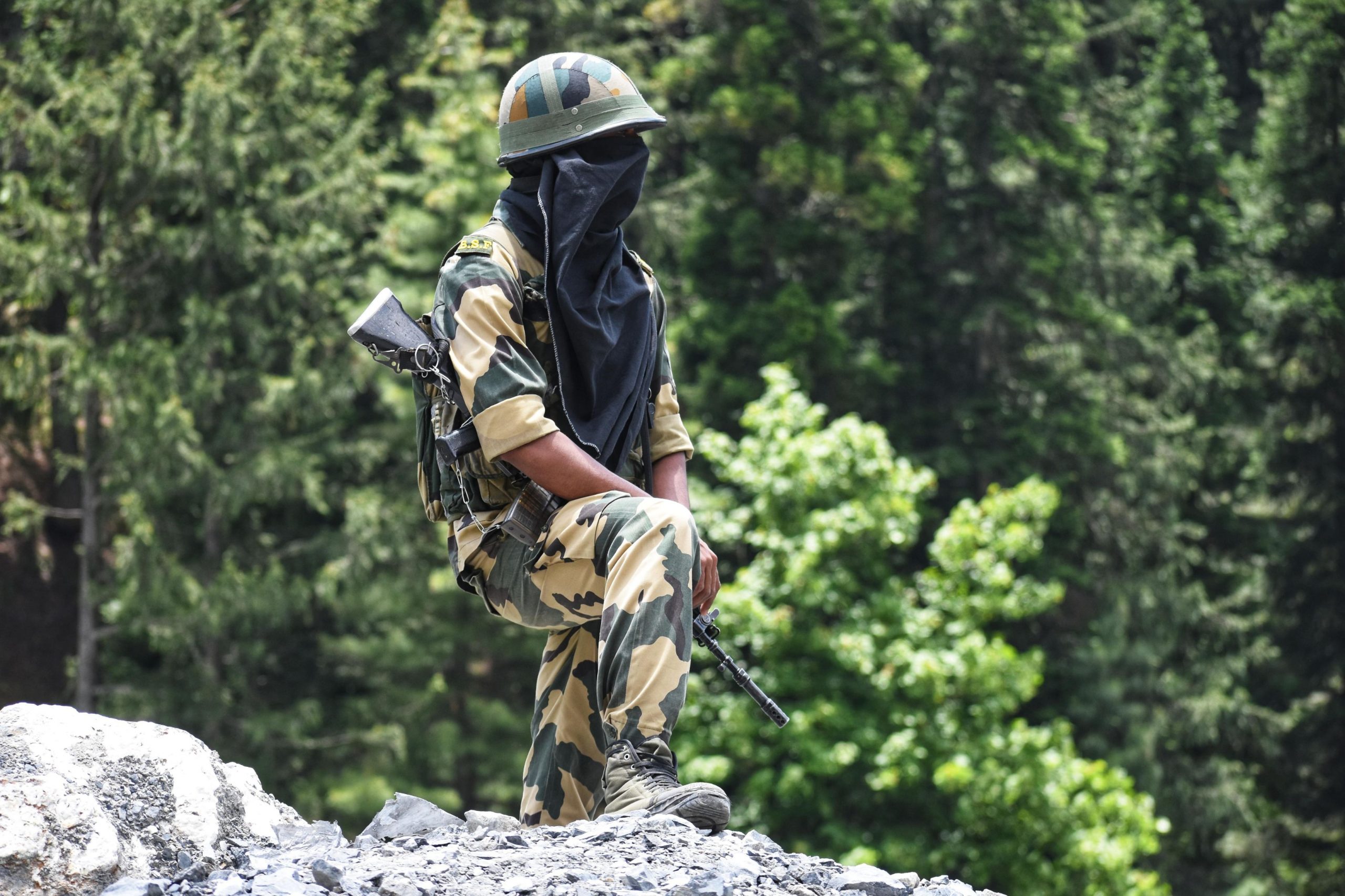 Un soldat, adept al suprematiei albilor, a planuit un atac asupra propriei unitati. Cum l-a prins FBI