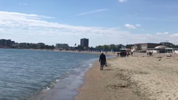 1 iunie la mare. Bucurie pentru părinţi şi cei mici de Ziua Copilului