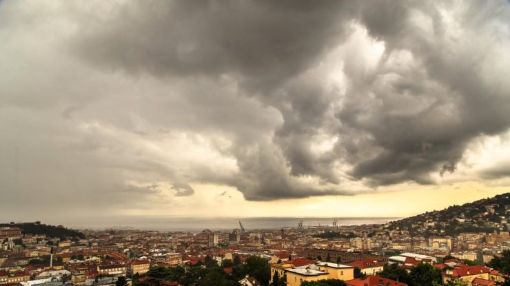 Vremea în București, în perioada 10 - 12 iunie. Scade temperatura cu maxim 4 grade