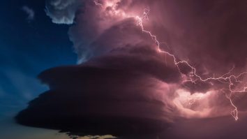 Prognoză meteo: 30 de grade cu ploi, în București. Care sunt zonele afectate de cod galben de ploi și vijelii