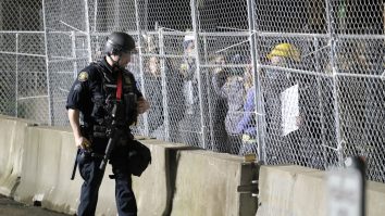 Poliţia din orașul în care a fost omorât George Floyd va fi „destructurată"