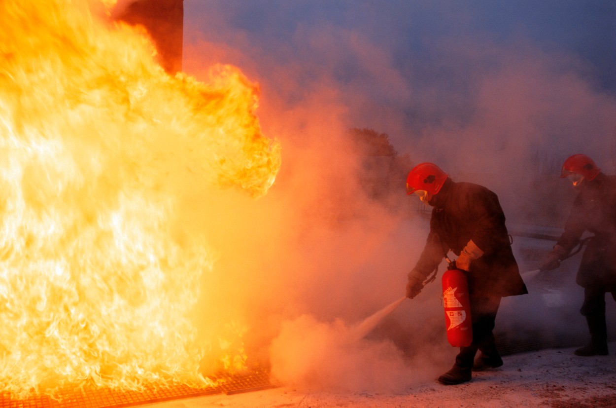 Pompierii ISU, care au acționat în incendiul Colectiv, sunt chemați la audieri