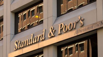 Agenția Standard & Poor’s e de părere că pensiile pot crește cu cel mult 10% în toamnă. Guvernul a promis majorări cu 40 de procente