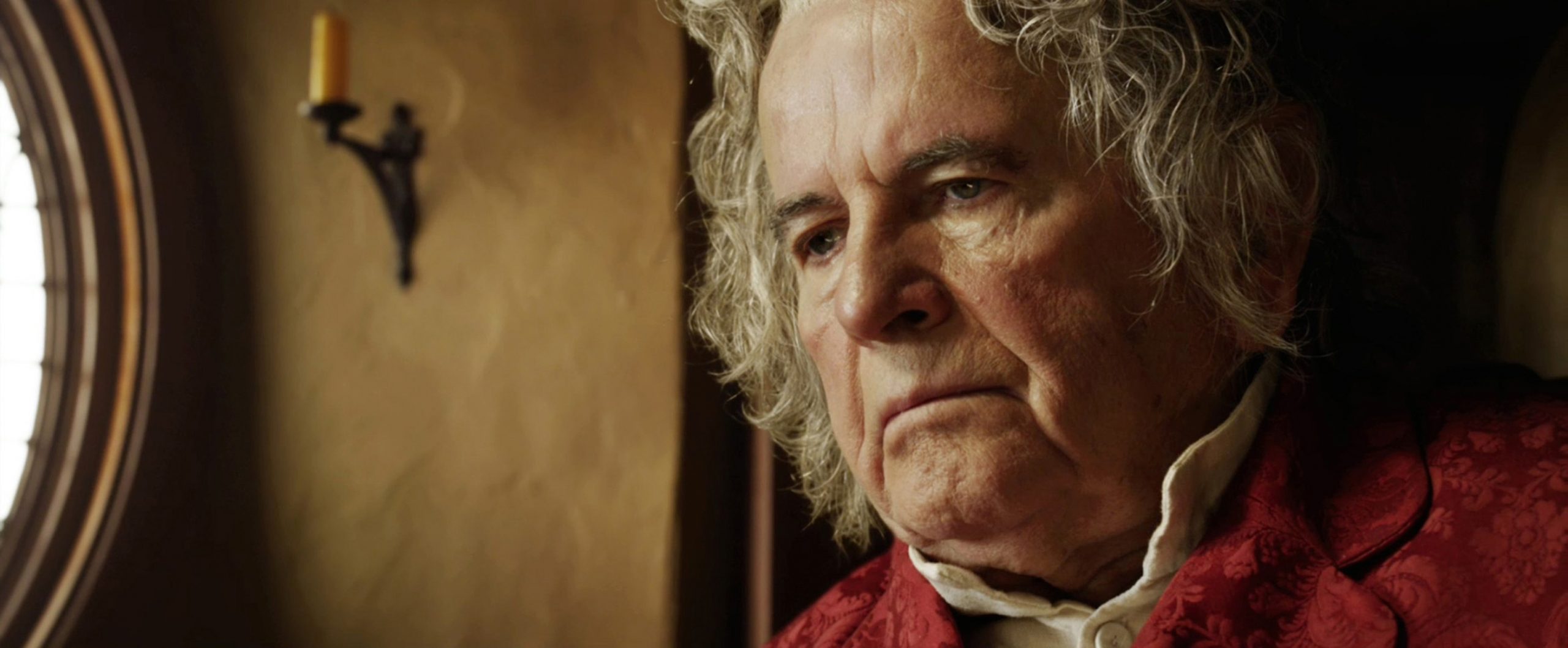 A murit Ian Holm, actorul care l-a jucat pe Bilbo Baggins în celebra serie „Lord of the Rings”