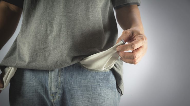 Coronavirusul a secat buzunarul angajaților români cu până la 27%. Sectoarele cele mai afectate