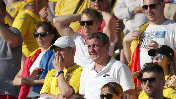 Gică Hagi, acuzat de blat de fanii lui Dinamo: „Cine dezinfectează fotbalul românesc de virusul omeniei”