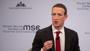 Facebook vrea să schimbe politicile privind discursurile postate. Cum vor fi afectați politicienii