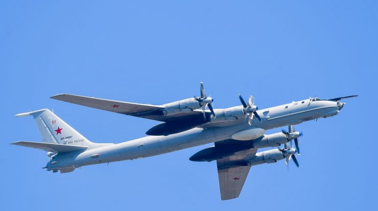 Forțele aeriene americane au interceptat din nou aeronave rusești în apropiere de Alaska