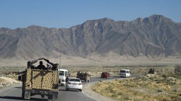 The New York Times: Militanți talibani, plătiți de Rusia să ucidă soldați americani