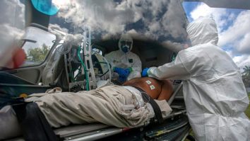 LIVE UPDATE 13 iunie: Noul coronavirus a suferit mutaţii importante. Peste 425.000 decese la nivel global